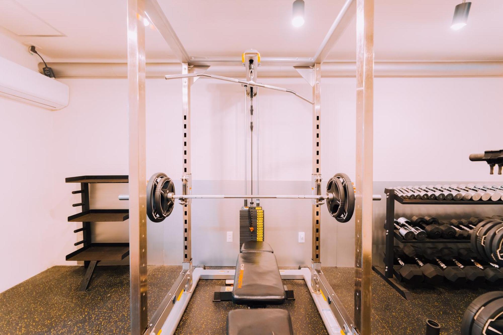 Minimalist Loft Namba Compact With A 24-hour Gym Ma501